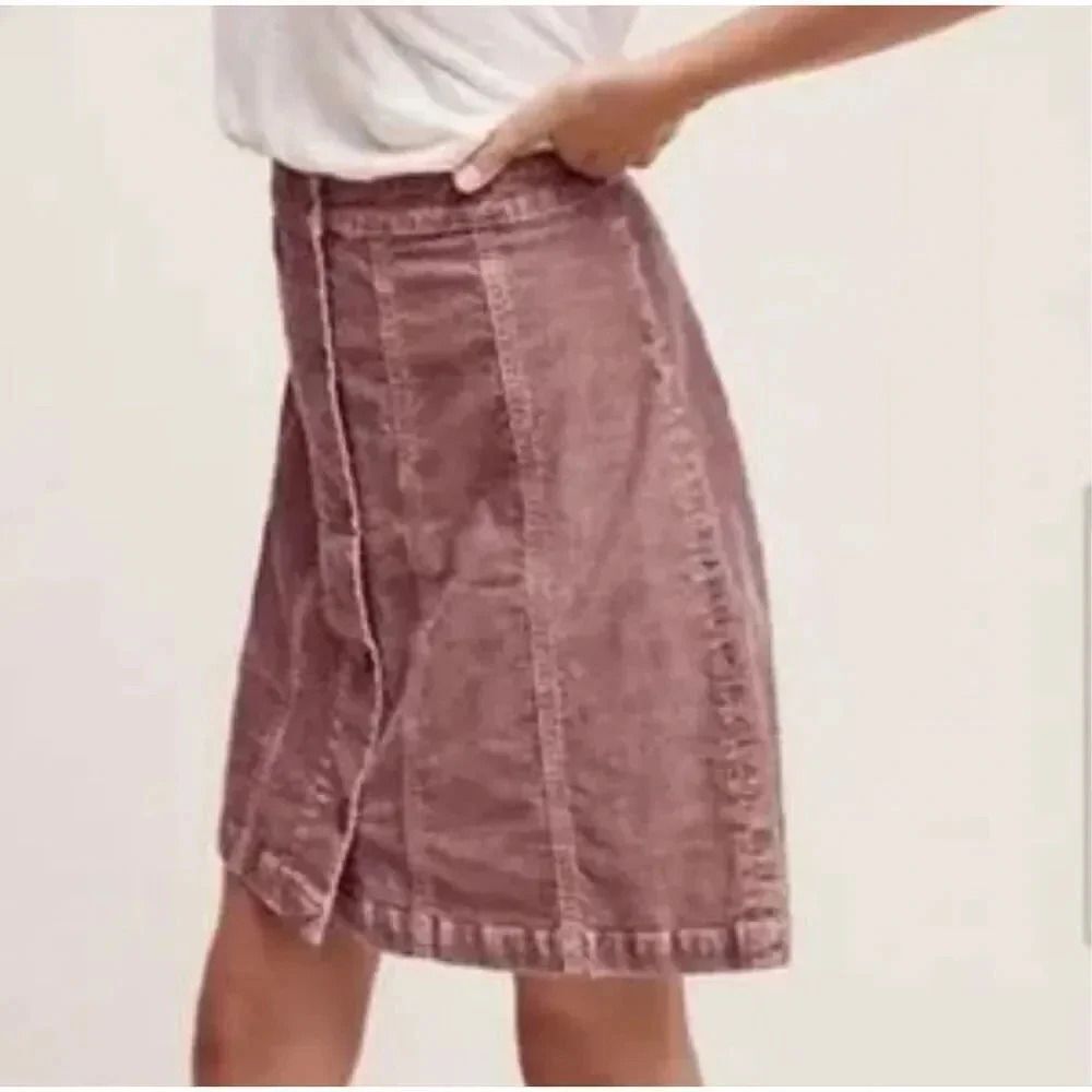 PILCRO x ANTHROPOLOGIE | Mauve‎ Corduroy Skirt Metal Button Gallery | Size 12